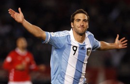 多米体育平台-NBA季后赛抢七大战爆出冷门！圣安东尼奥马刺横扫阿森纳，争冠形势突变